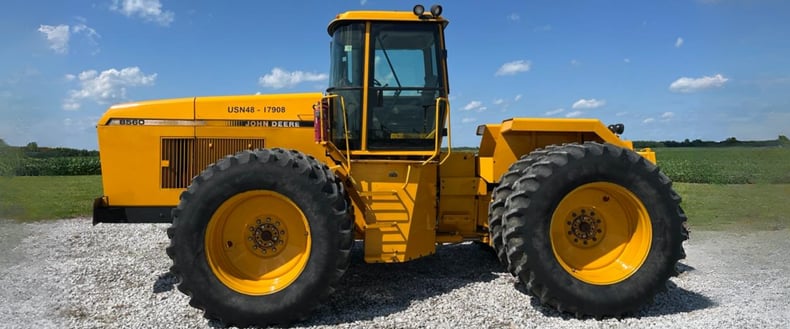 John Deere 8560 - Blog 8-25